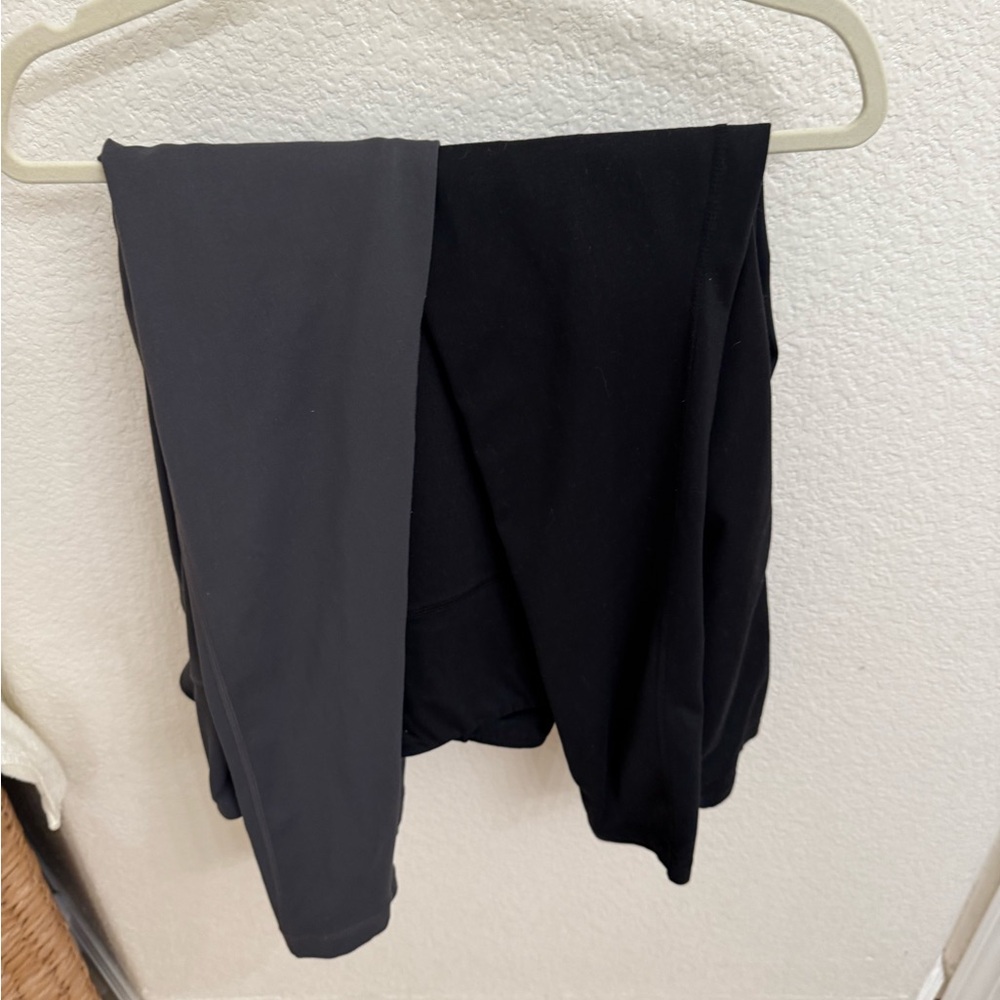 Zella Black and Gray Active Leggings